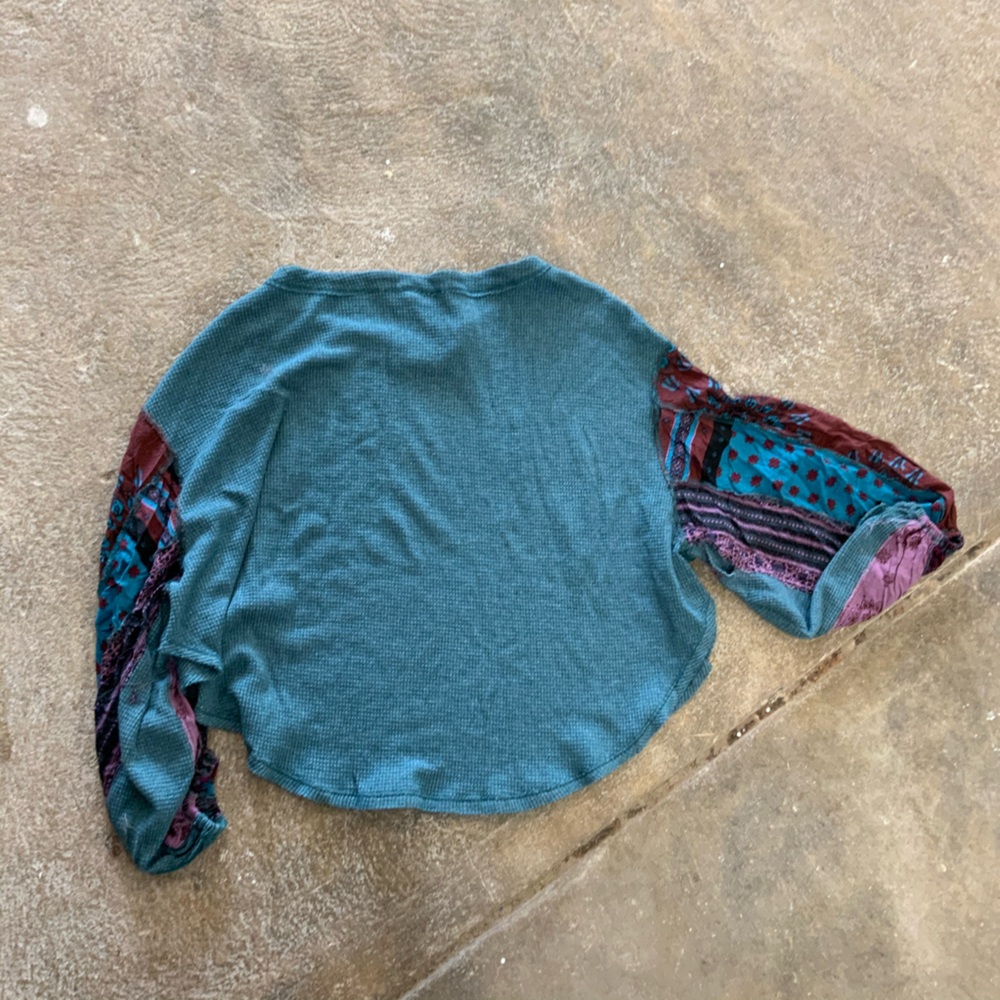 FREE PEOPLE Blossom Green Blue Floral Paisley Boho Flowy Blouse top shirt OBO - Picture 8 of 8